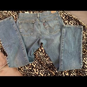 Levi’s 505 Straight Leg - NWOT- Size 6M